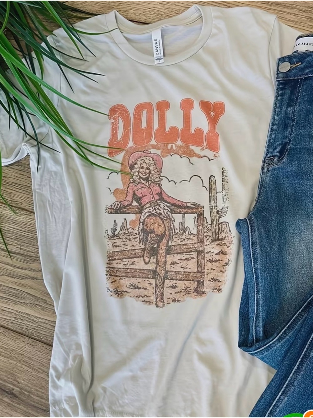 Dolly Graphic Tee — White with Orange Print vintage style
